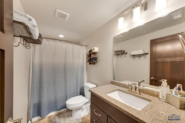 678 STUMER RD, Rapid City, SD 57701