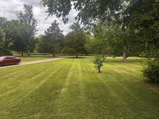 3194 Johnson Ln, Christiana, TN 37037