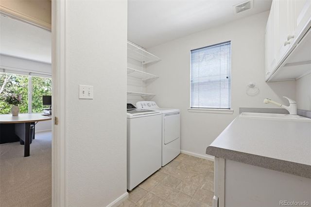 10062 Glenstone Circle, Highlands Ranch, CO 80130