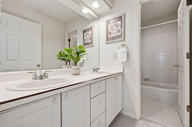 10062 Glenstone Circle, Highlands Ranch, CO 80130