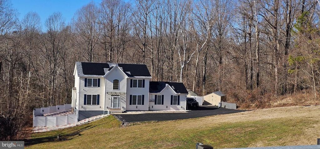 2135 FIREBERRY CT, Prince Frederick, MD 20678