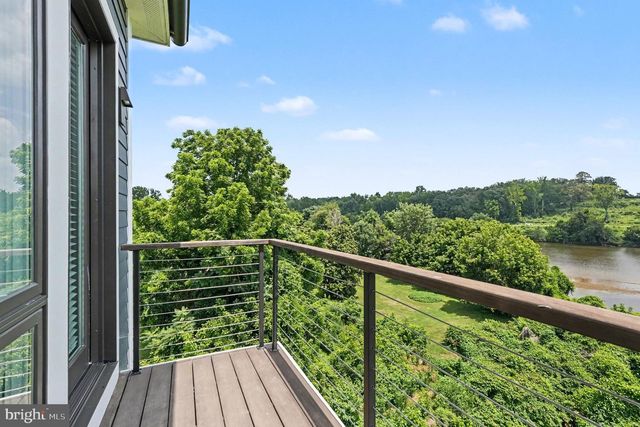 1119 SOPHIA ST, Fredericksburg, VA 22401