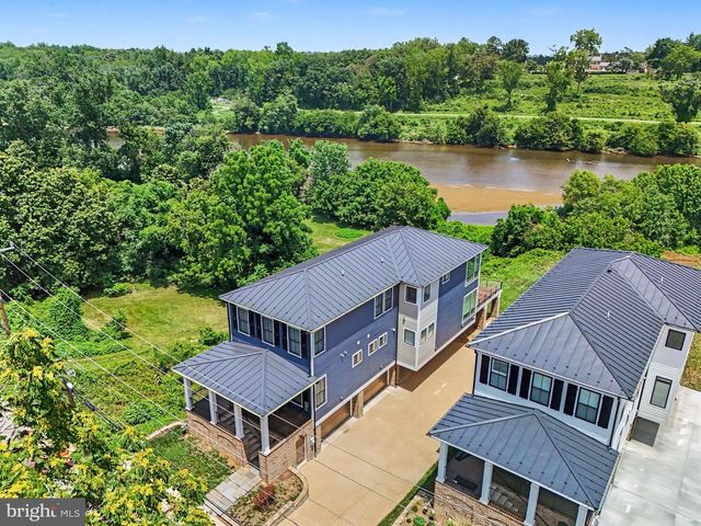 1119 SOPHIA ST, Fredericksburg, VA 22401