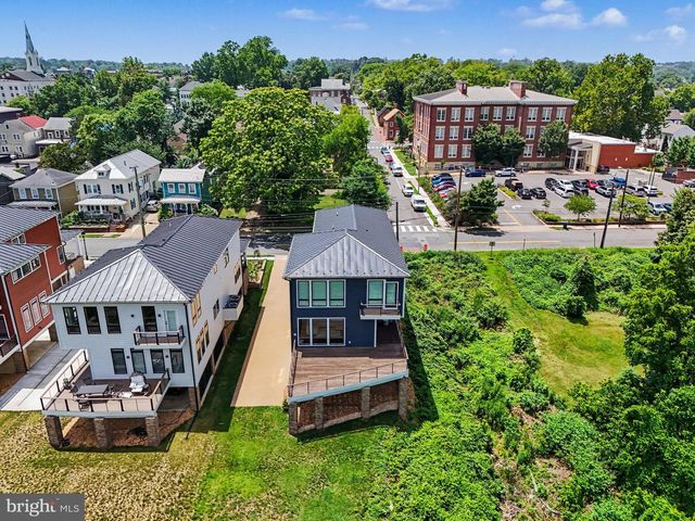 1119 SOPHIA ST, Fredericksburg, VA 22401