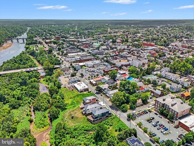 1119 SOPHIA ST, Fredericksburg, VA 22401