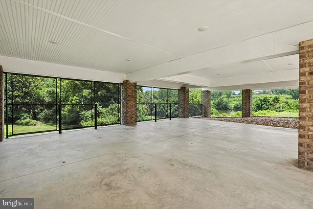 1119 SOPHIA ST, Fredericksburg, VA 22401