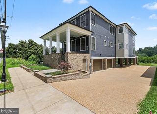 1119 SOPHIA ST, Fredericksburg, VA 22401