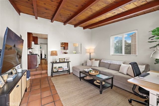 261 Avenida Granada, San Clemente, CA 92672