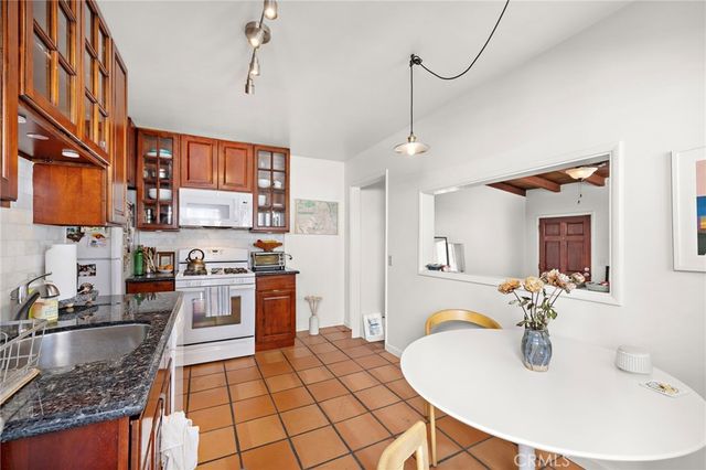 261 Avenida Granada, San Clemente, CA 92672