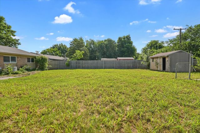 304 E Stone Road, Wylie, TX 75098