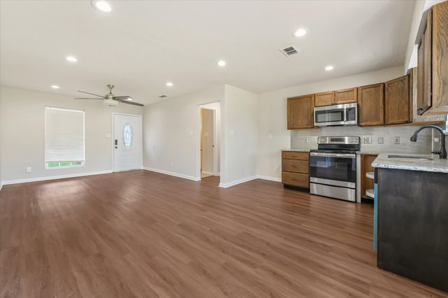 304 E Stone Road, Wylie, TX 75098
