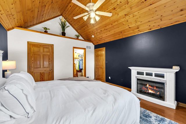 7111 Friisgard Vei, Wind Lake, WI 53185