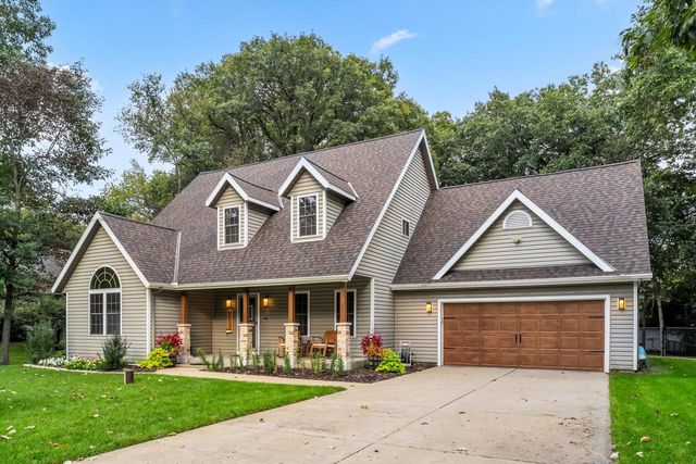 7111 Friisgard Vei, Wind Lake, WI 53185