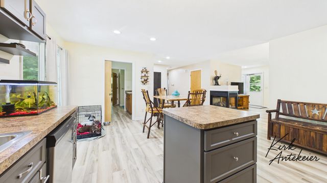 1663 Hansen Street, Laketon Twp, MI 49445