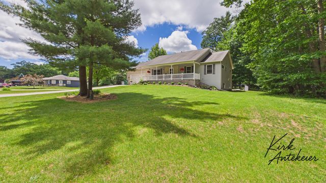 1663 Hansen Street, Laketon Twp, MI 49445