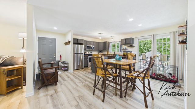 1663 Hansen Street, Laketon Twp, MI 49445