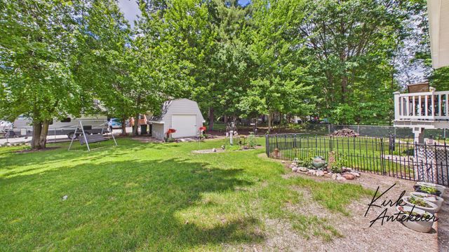 1663 Hansen Street, Laketon Twp, MI 49445