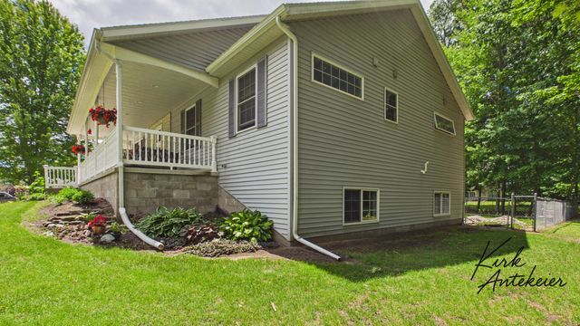 1663 Hansen Street, Laketon Twp, MI 49445