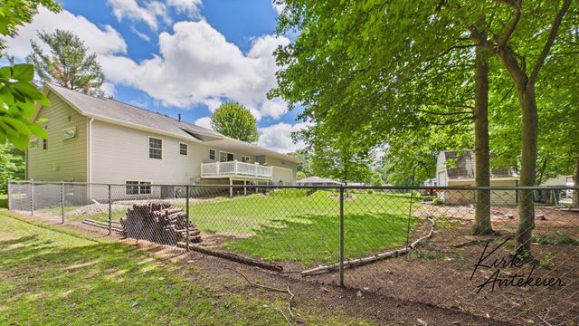 1663 Hansen Street, Laketon Twp, MI 49445
