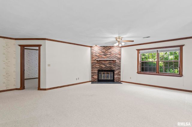 1830 CHERRY Road, Springfield, IL 62704