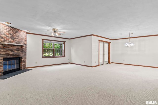 1830 CHERRY Road, Springfield, IL 62704