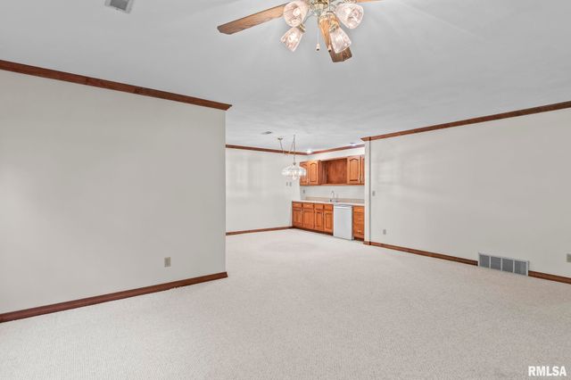 1830 CHERRY Road, Springfield, IL 62704