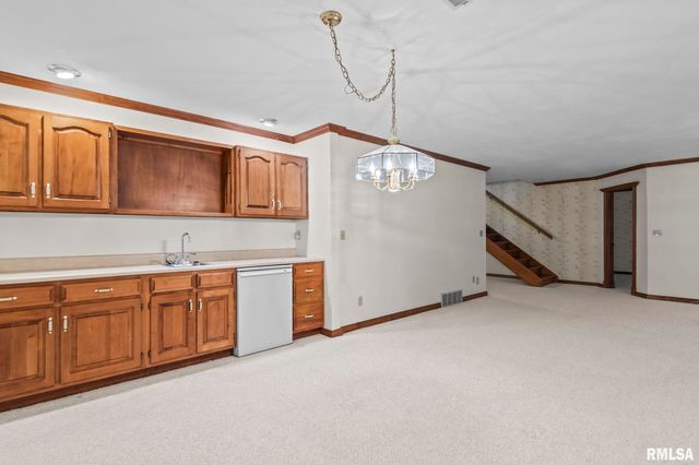 1830 CHERRY Road, Springfield, IL 62704