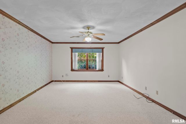 1830 CHERRY Road, Springfield, IL 62704