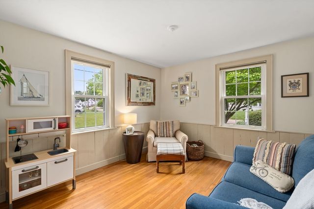 15 Killeen Road, Walpole, MA 02032