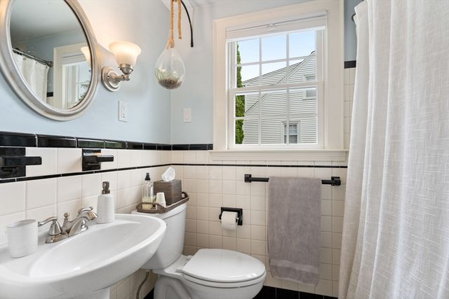 15 Killeen Road, Walpole, MA 02032