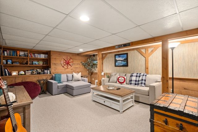 15 Killeen Road, Walpole, MA 02032