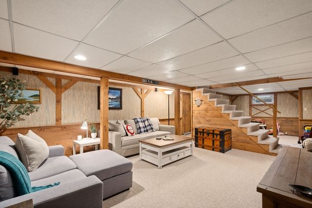 15 Killeen Road, Walpole, MA 02032