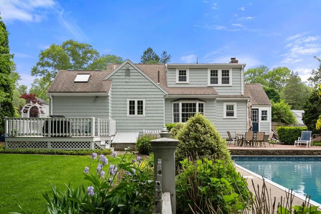 15 Killeen Road, Walpole, MA 02032