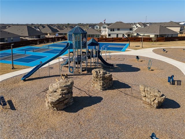 6344 Spartan Drive, College Station, TX 77845