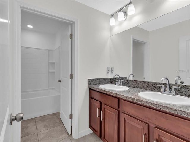 4924 REFLECTING POND CIRCLE, Wimauma, FL 33598