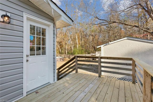 6141 Glenns RD, Gloucester, VA 23061