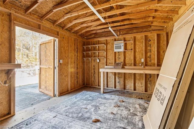 6141 Glenns RD, Gloucester, VA 23061