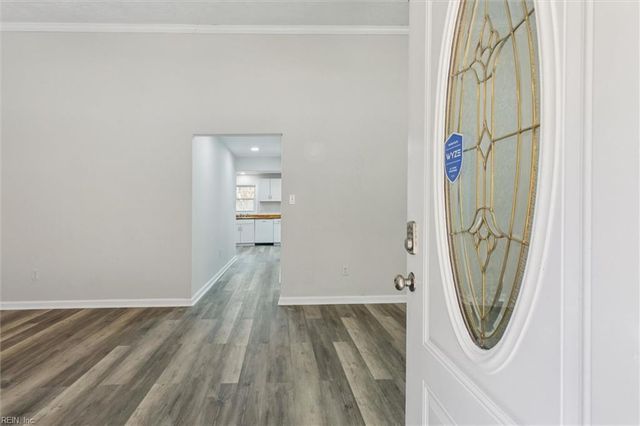 6141 Glenns RD, Gloucester, VA 23061