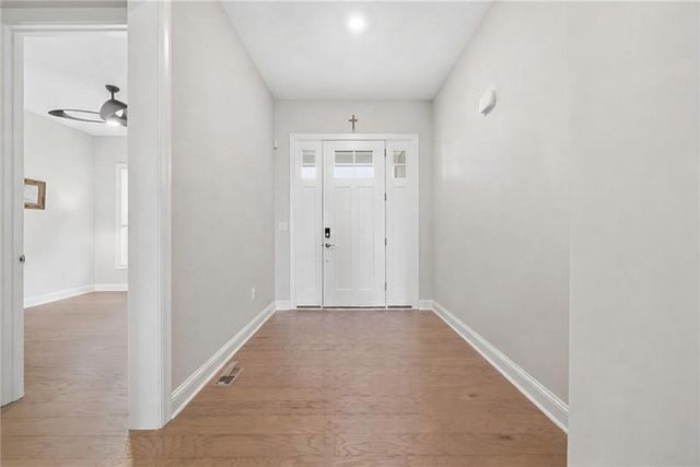 2017 Froman Dr, Economy, PA 15005