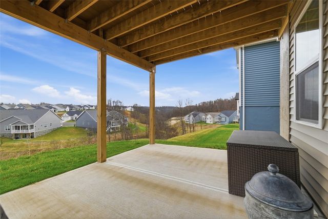 2017 Froman Dr, Economy, PA 15005