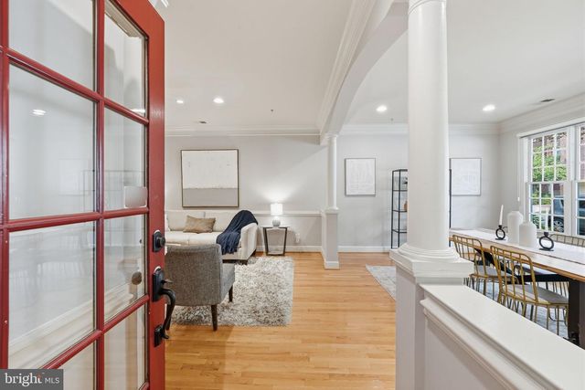 306 OAK KNOLL TER, Rockville, MD 20850