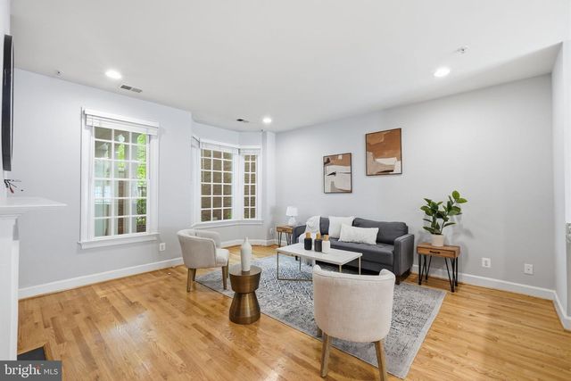 306 OAK KNOLL TER, Rockville, MD 20850