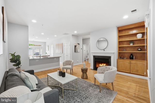 306 OAK KNOLL TER, Rockville, MD 20850