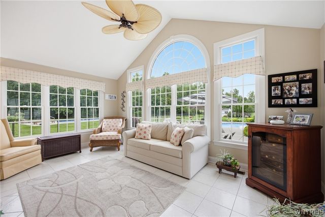 6981 Pintail Court, Wheatfield, NY 14120