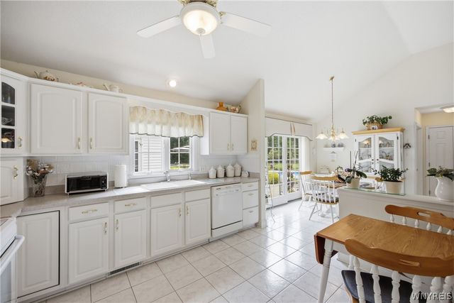 6981 Pintail Court, Wheatfield, NY 14120
