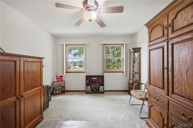 6981 Pintail Court, Wheatfield, NY 14120