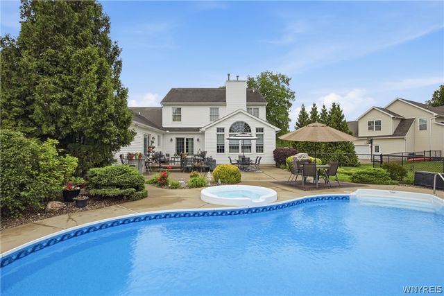 6981 Pintail Court, Wheatfield, NY 14120