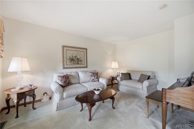 6981 Pintail Court, Wheatfield, NY 14120