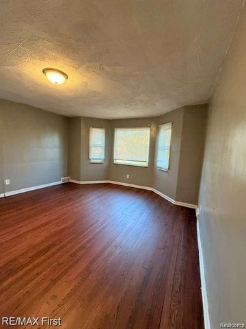 17159 Woodingham Drive, Detroit, MI 48221