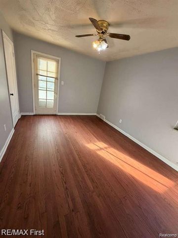 17159 Woodingham Drive, Detroit, MI 48221